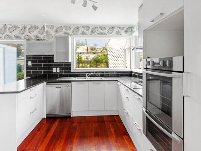 hill park, 4 bedrooms