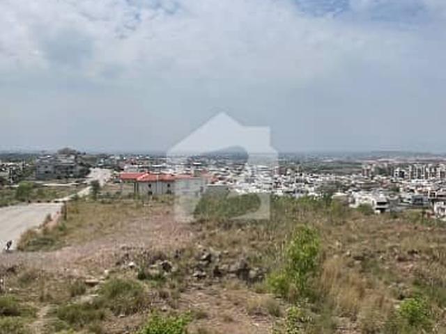 Hill Top 2 Kanal Plot 360 View Margalla And Murree View
