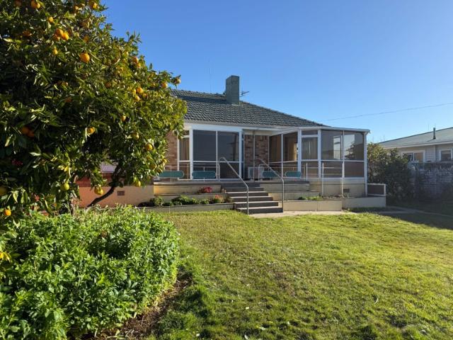 hillcrest, 3 bedrooms