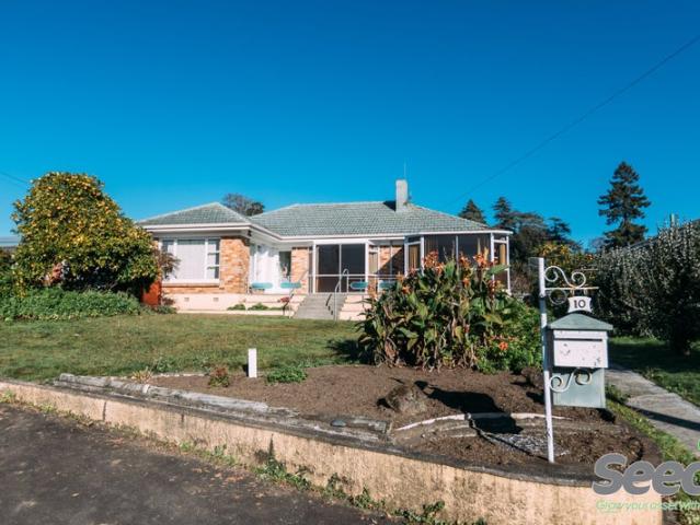hillcrest, 3 bedrooms