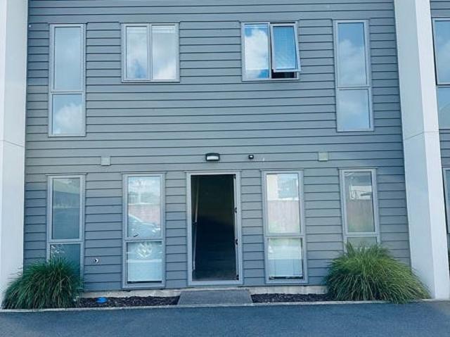 hillcrest, 1 bedroom