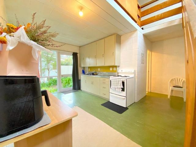 hillcrest, 1 bedroom