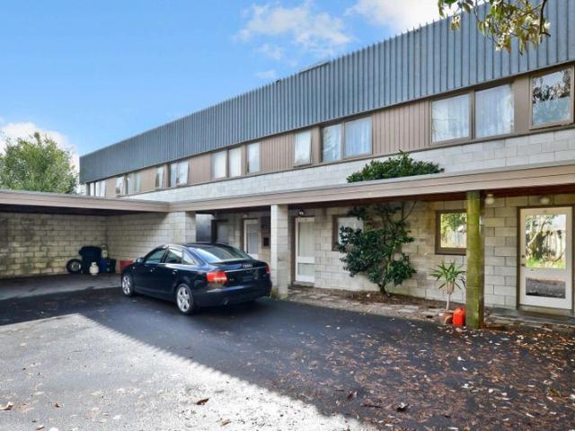 hillcrest, 1 bedroom