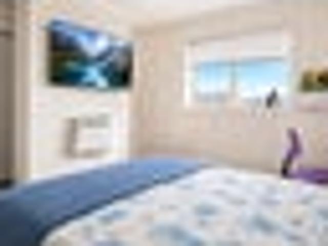 Hillcrest, 1 bedroom, $300 pw