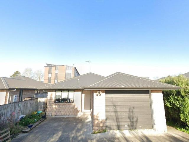 hillcrest, 2 bedrooms