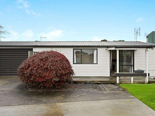 hillcrest, 2 bedrooms