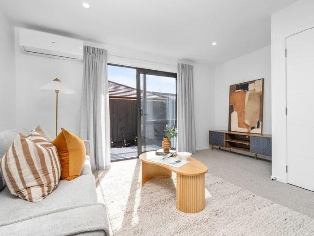 hillcrest, 2 bedrooms