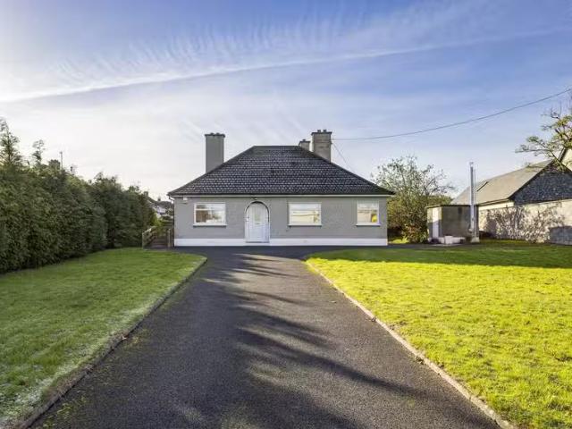 Hillcrest, 43 Rathbeale Road, Swords, Co. Dublin, K67F799 is f.