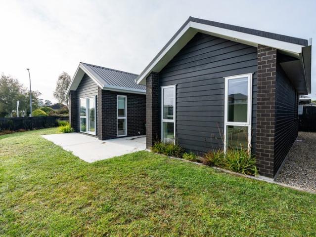 hillcrest, 4 bedrooms