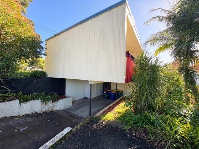 hillcrest, 4 bedrooms