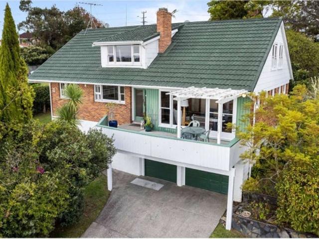 hillcrest, 6+ bedrooms