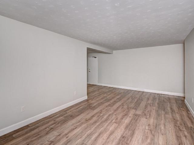 Hillcrest Apartments 1 Bedroom Apartment for Rent at 250 Queen St E, Centre Wellington, ON N1M 2Y6 Fergus
