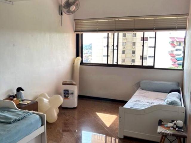Hillcrest Arcadia D11, Condominium
