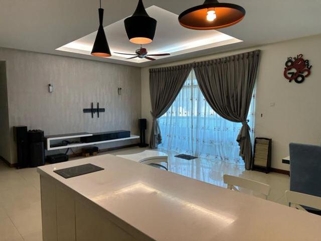 Hillcrest residence bukit jambul 2286sf renovated 2cp rare nice
