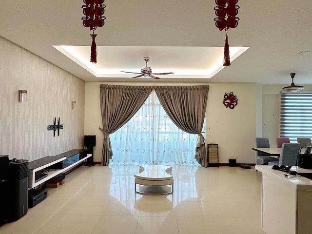 Hillcrest Residences 2286sqft Spacious Unit at Bukit Jambul