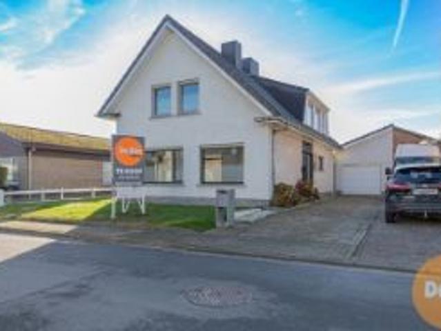 HILLEGEM charmante, rustig gelegen woning met 3 slaapkamer