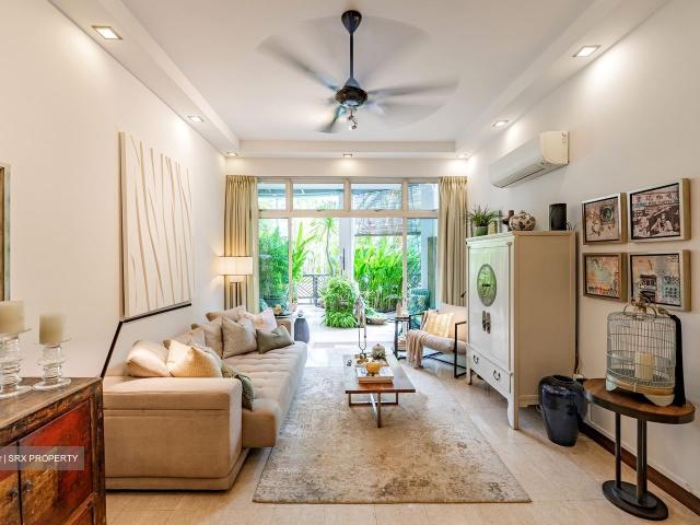 Hillington Green D23, Condominium