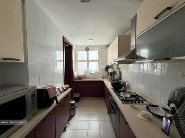 Hillington Green D23, Condominium