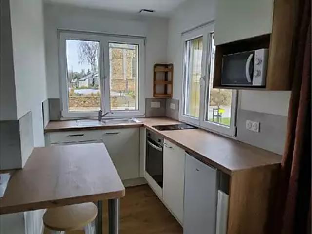 Hillion 22120 Location appartement 1 pièce t1 au dernier étage