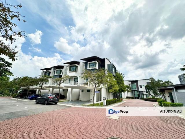 Symphony Hills Schubert