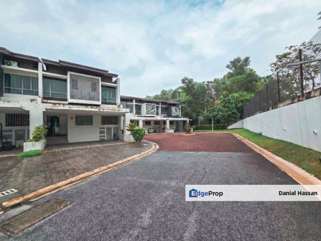 Symphony Hills Schumann