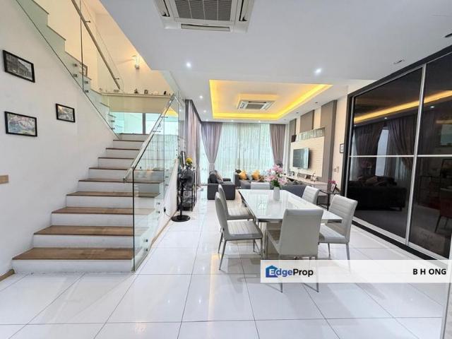 Symphony Hills Schumann