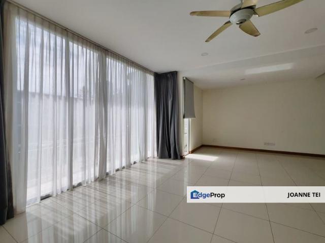 Symphony Hills Schumann