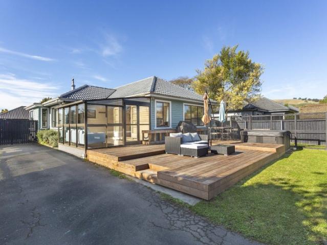 hillsborough, 3 bedrooms