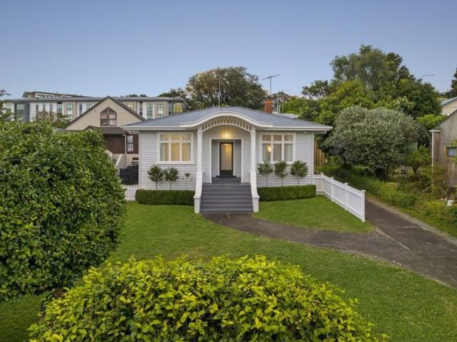 hillsborough, 3 bedrooms