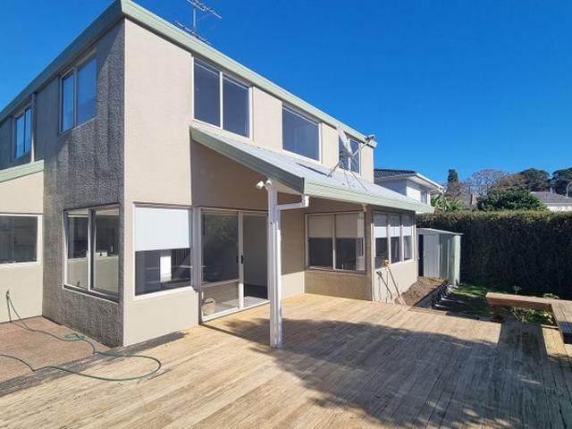 hillsborough, 3 bedrooms