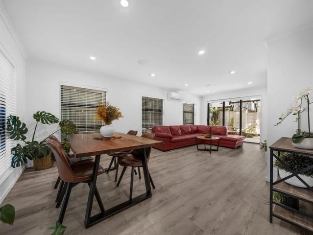 hillsborough, 3 bedrooms