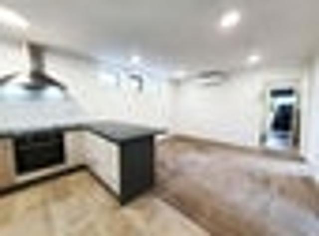 Hillsborough, 2 bedrooms, $580 pw