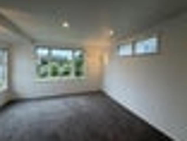 Hillsborough, 4 bedrooms, $860 pw