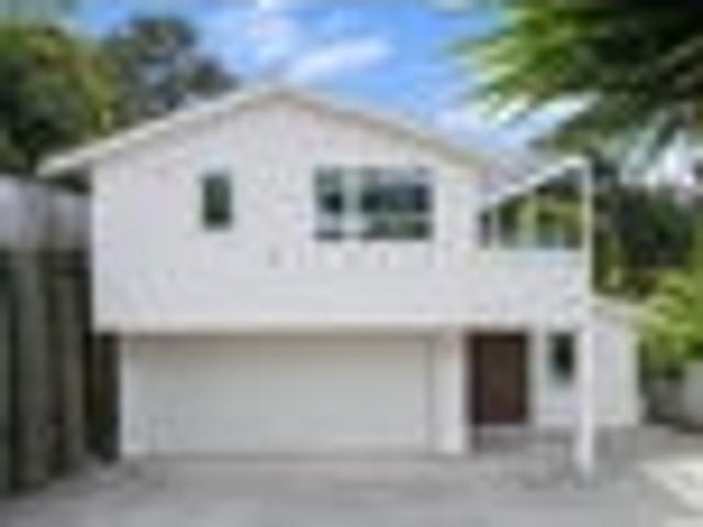 Hillsborough, 4 bedrooms, $950 pw