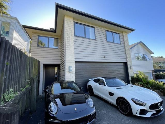 hillsborough, 5 bedrooms