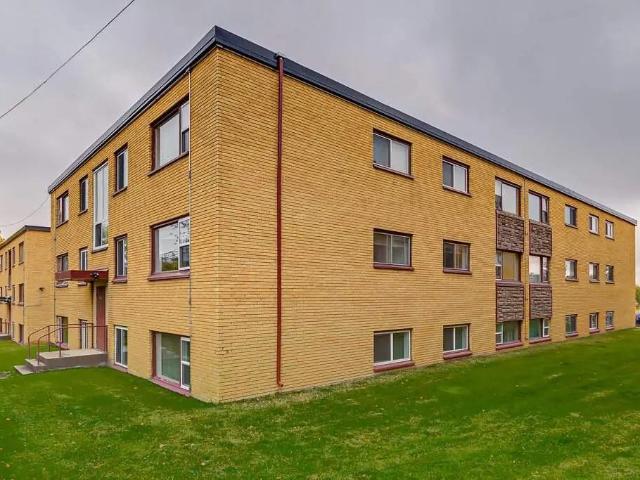 Hillside 1 Bedroom Apartment for Rent at 3920 50 Ave, Red Deer, AB T4N 3Z1 South Hill