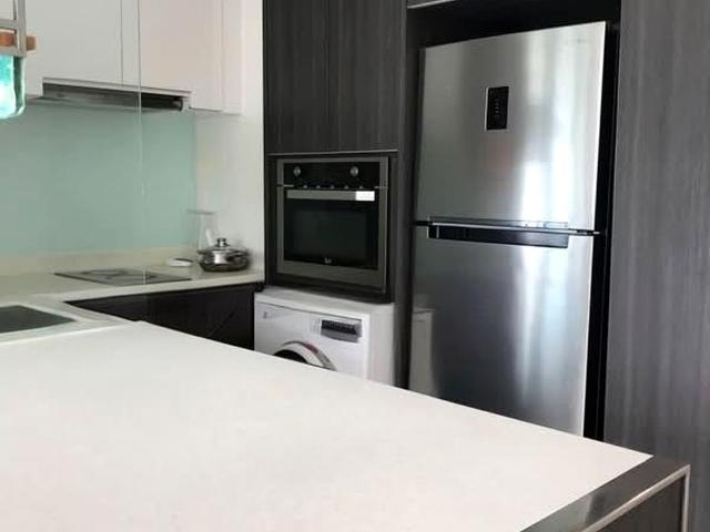 Hillsta D23, Condominium