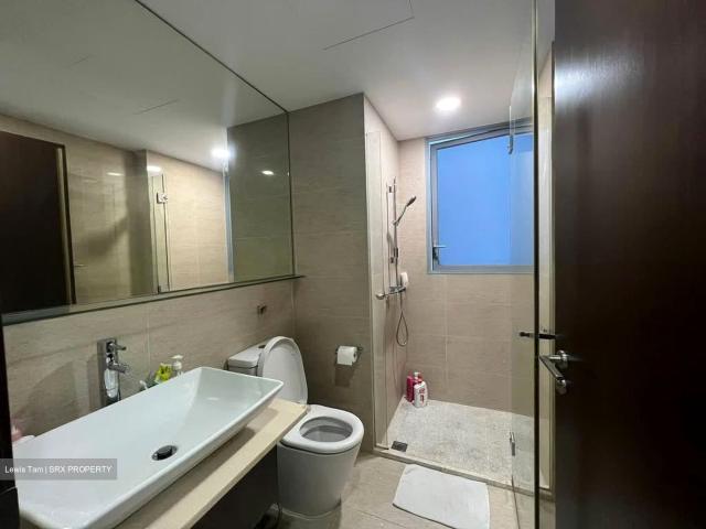 Hillsta D23, Condominium