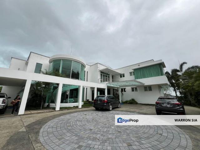 Hilltop Pending Double storey Detached House For Sale