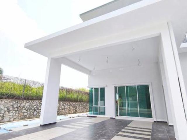 Hilltop 4000 sqft 25 Storey SemiD with Basement Taman Bukit Intan NS