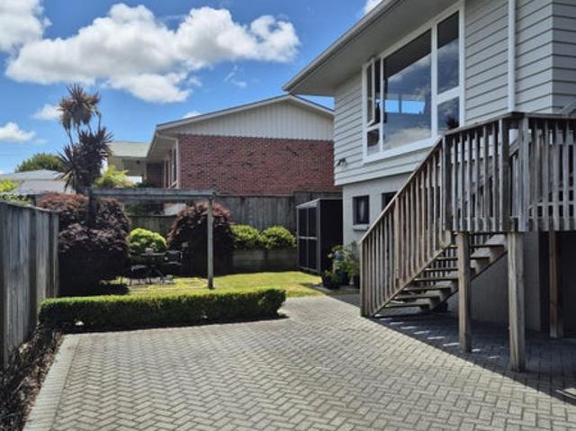 hilltop, 5 bedrooms