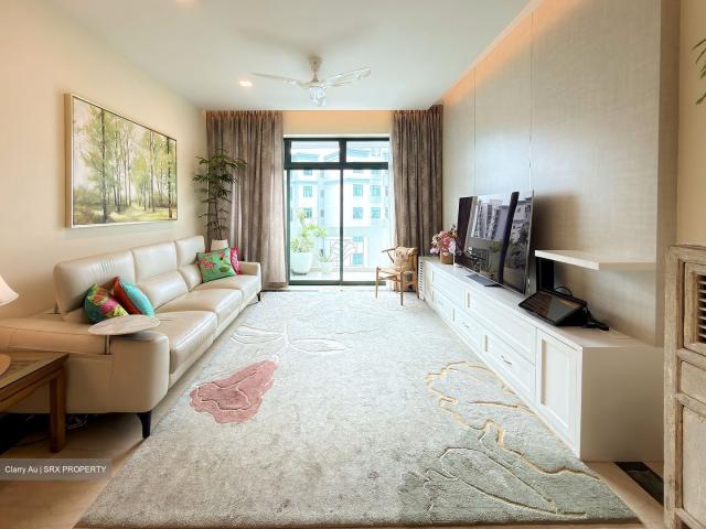 Hillview Green D21, Condominium
