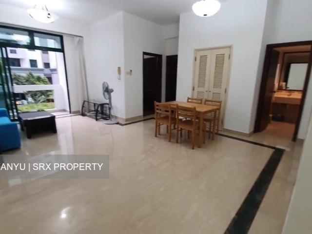 Hillview Green D21, Condominium