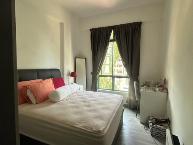 Hillview Heights Condominium Room Rental, $1,800, 1 Bed 1 Bath 110 sqft $16.36 psf