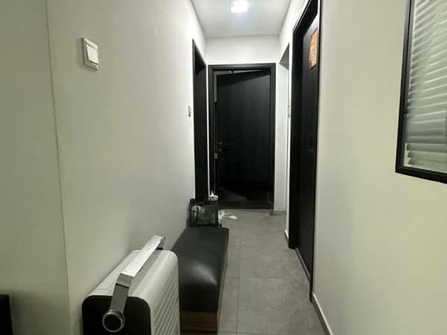 Hillview Heights D23, Condominium