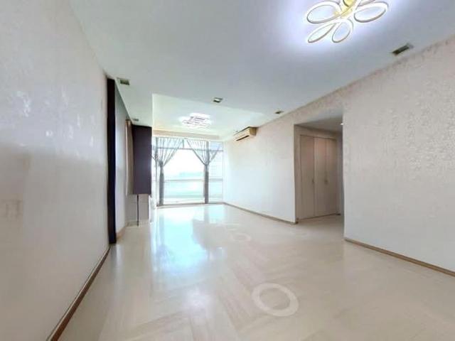Hillview Regency D23, Condominium