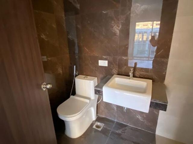 Hiranandani Highland 3 Bedroom 1250 Sq. Ft. Apartment in Powai Mumbai Listing ID: #10334