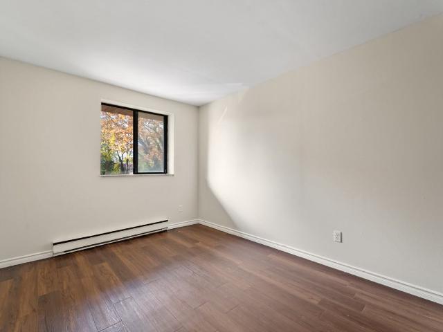 Historic Town Apartments 1 Bedroom Apartment for Rent at 3262 Sandwich St, Windsor, ON N9C 1A8 Sandwich