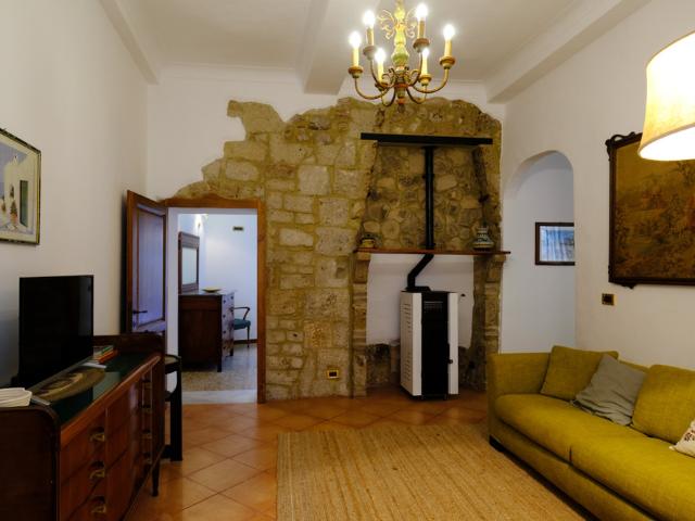 Historic Center Apartment in Heart of Maremma