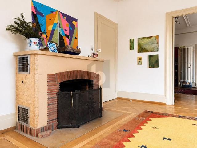 HISTORICAL CHARM MEETS SPACIOUS GARDEN